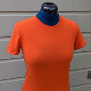 Easy standard crew neck tshirt